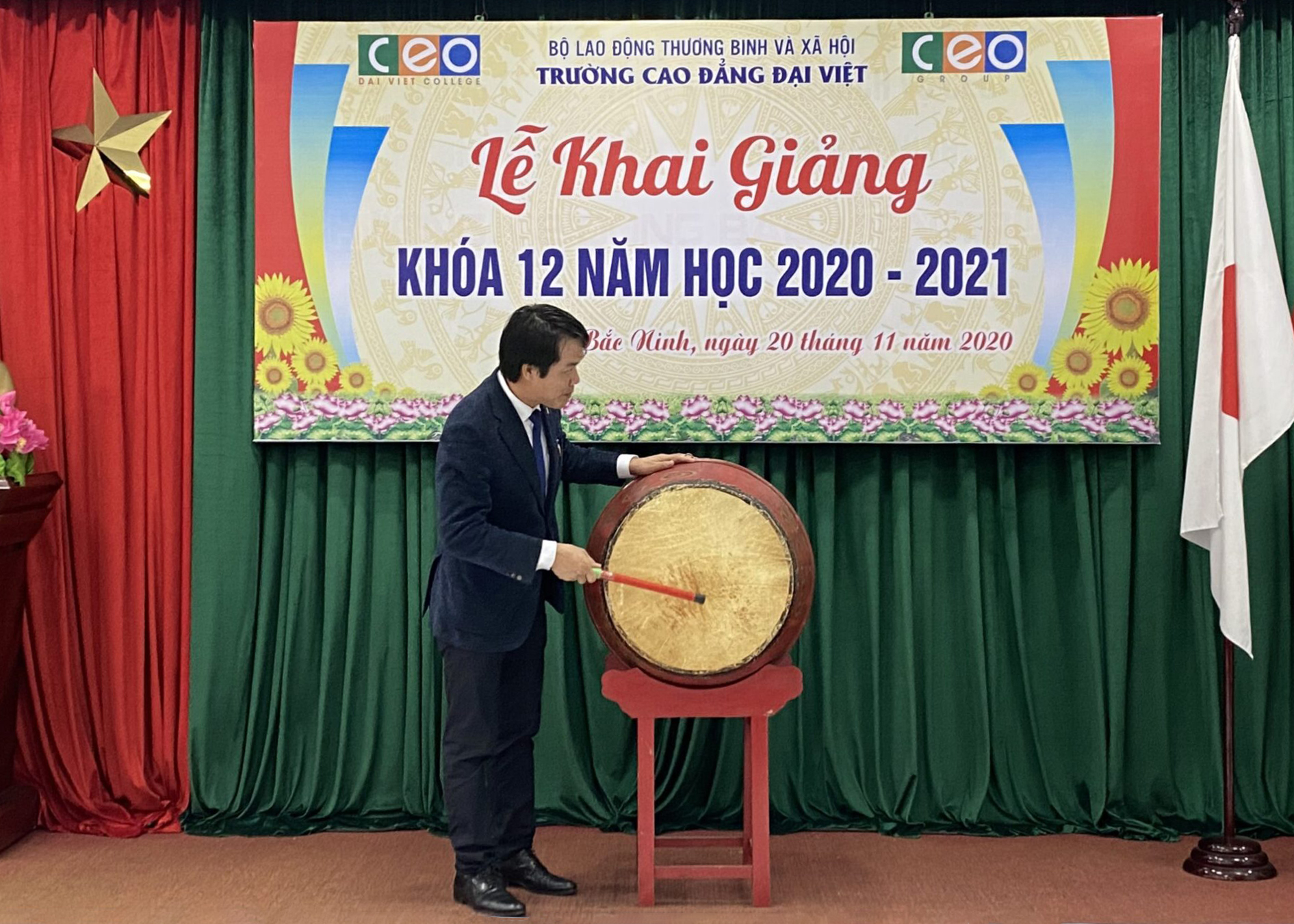 Lễ khai giảng năm học mới và chào mừng ngày nhà giáo Việt Nam 20/11