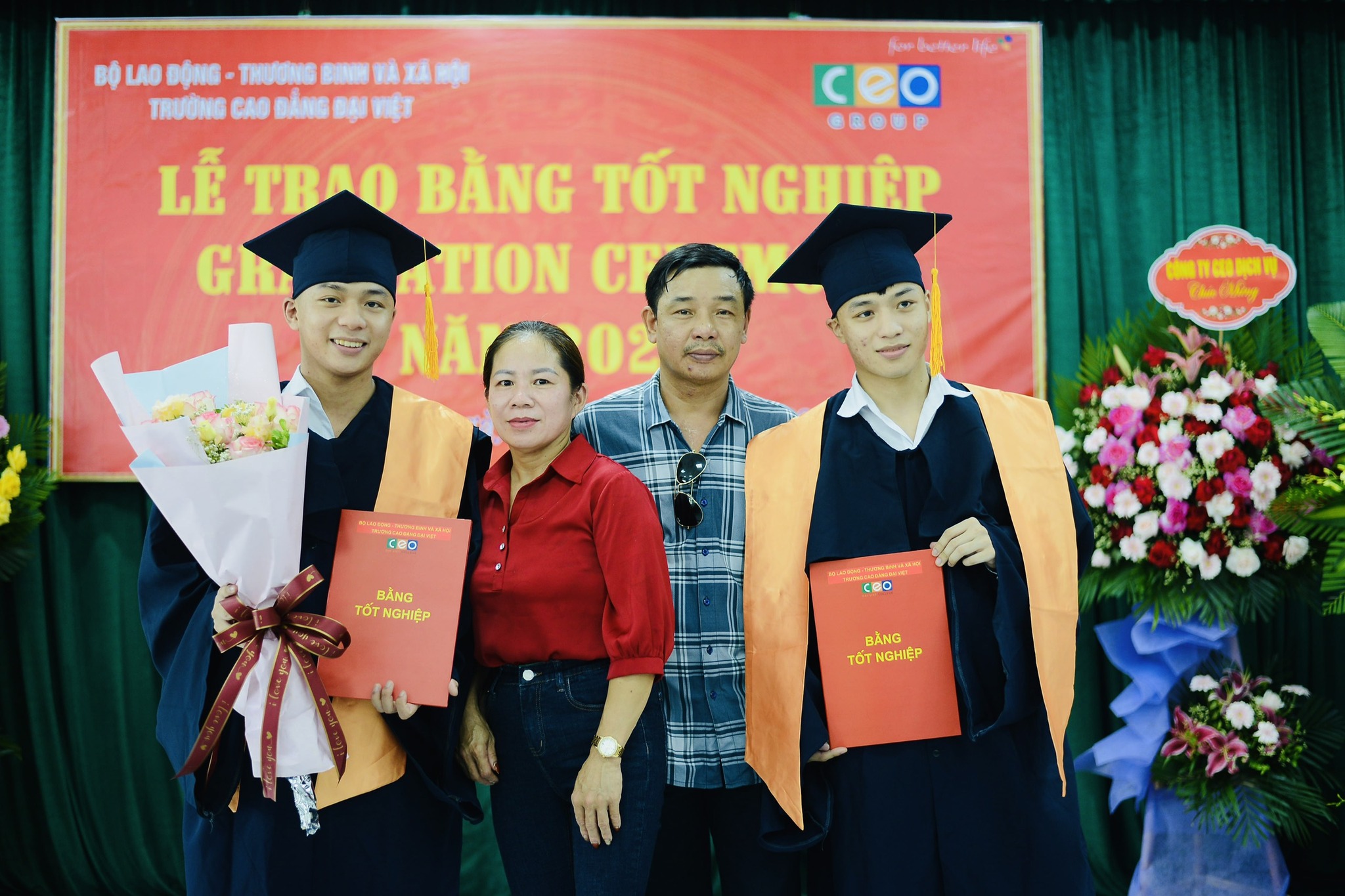 Phụ huynh và sinh viên nói gì về Cao đẳng Công thương Quốc tế?