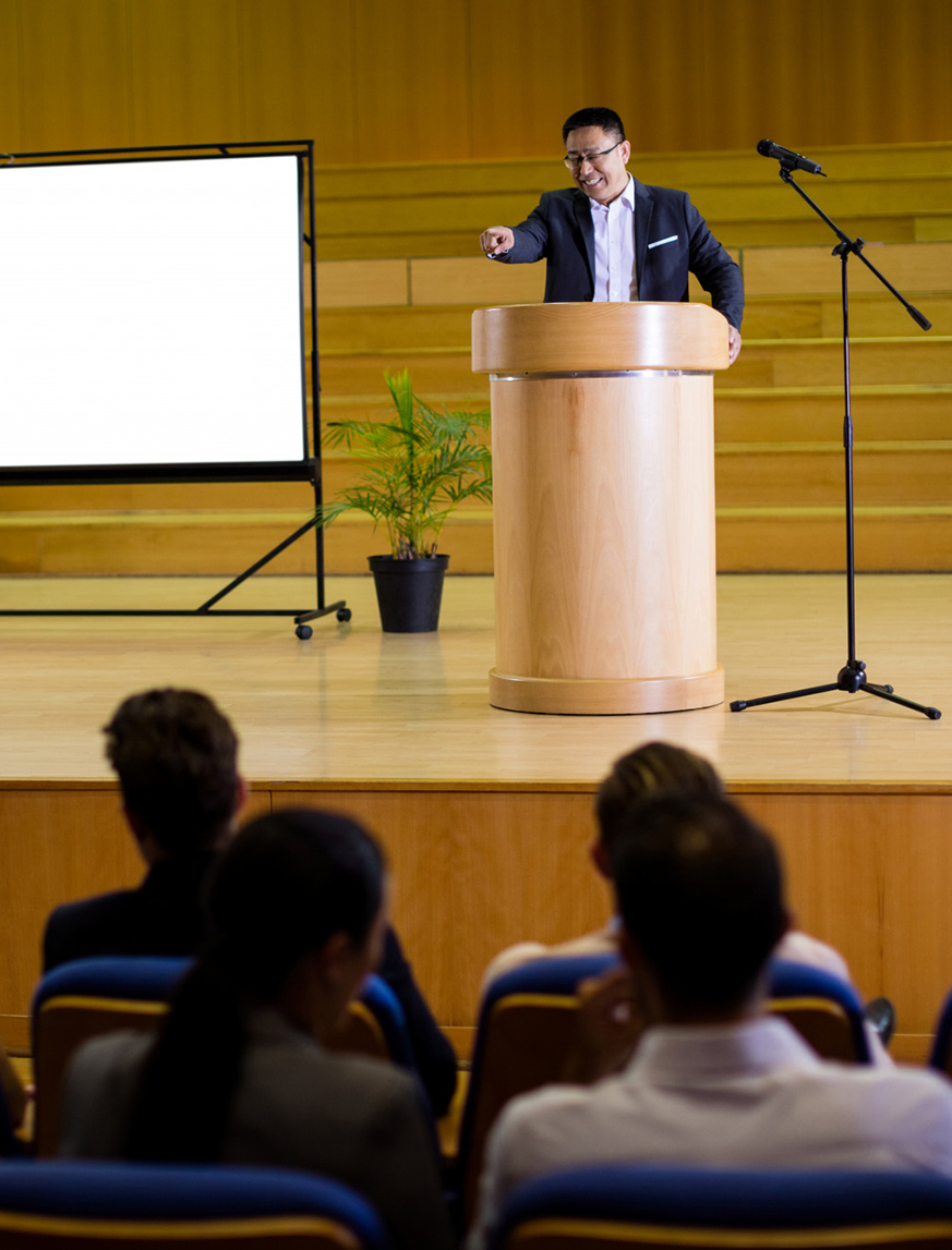 Tổ chức Hội thảo chuyên đề Phát triển kinh tế, du lịch