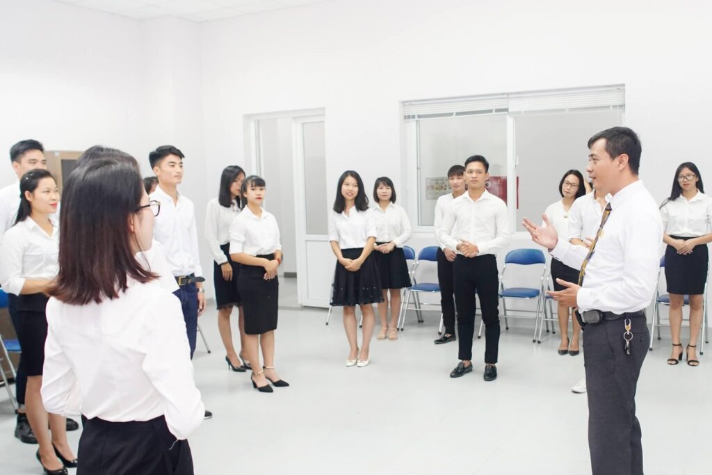 Sinh viên Cao đẳng Công thương Quốc tế được đào tạo đầy đủ kỹ năng mềm để tự tin trong công việc và cuộc sống.