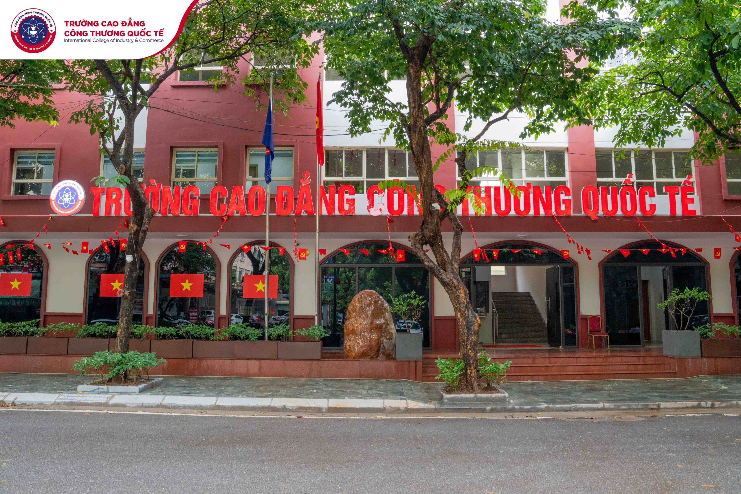 Cao đẳng Công thương Quốc tế - nơi Phạm Hoàng Việt theo đuổi đam mê. 