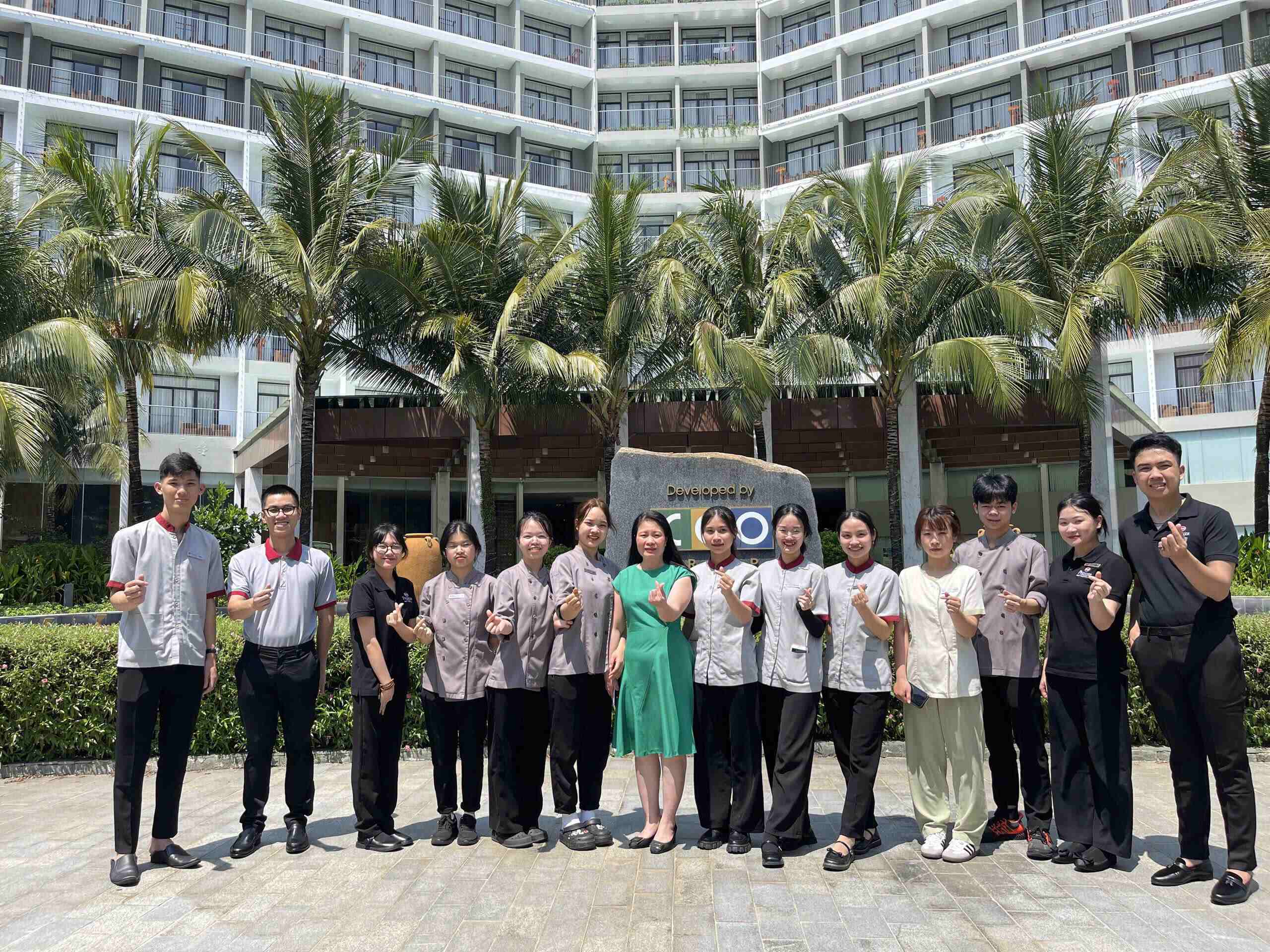 Cô Dung luôn là người luôn đồng hành, sát cánh cùng sinh viên ICC. 