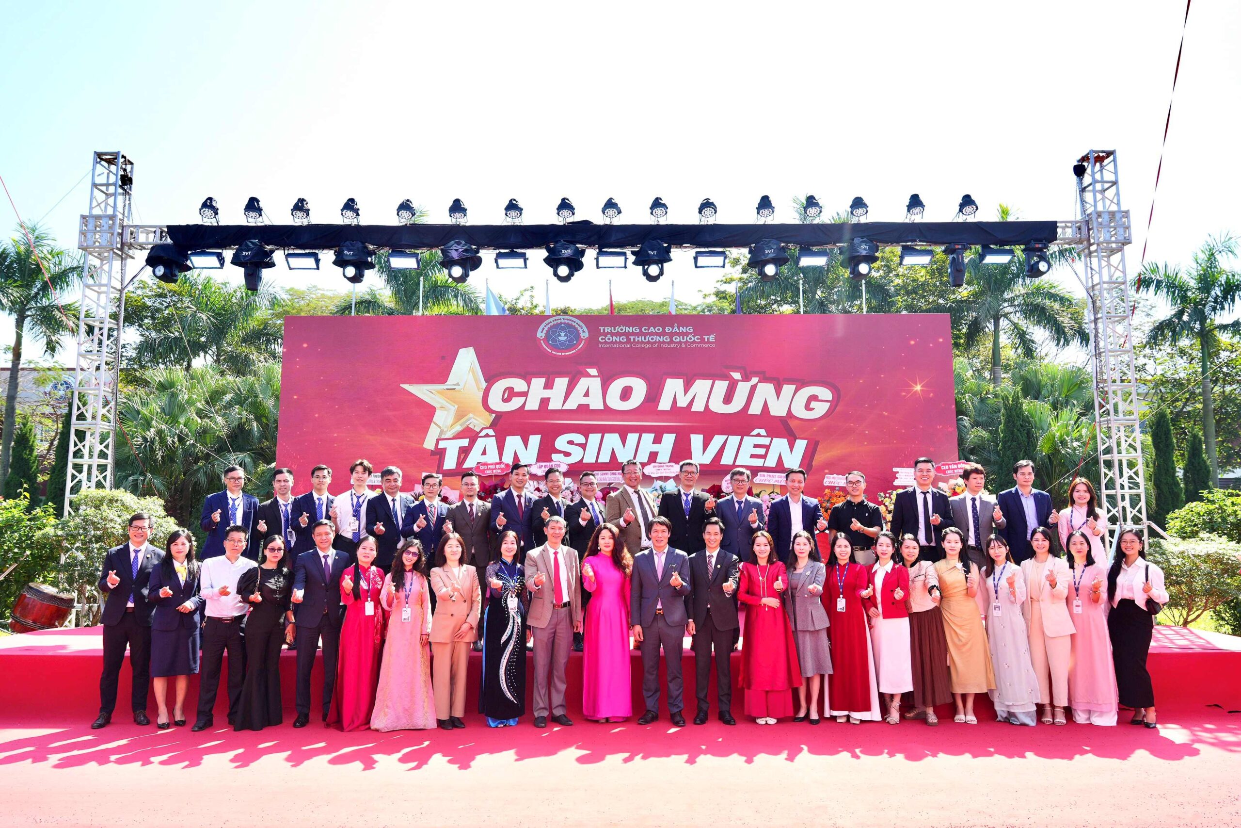 Dấu ấn sự kiện Chào Tân sinh viên K17: The Dawn of Innovation