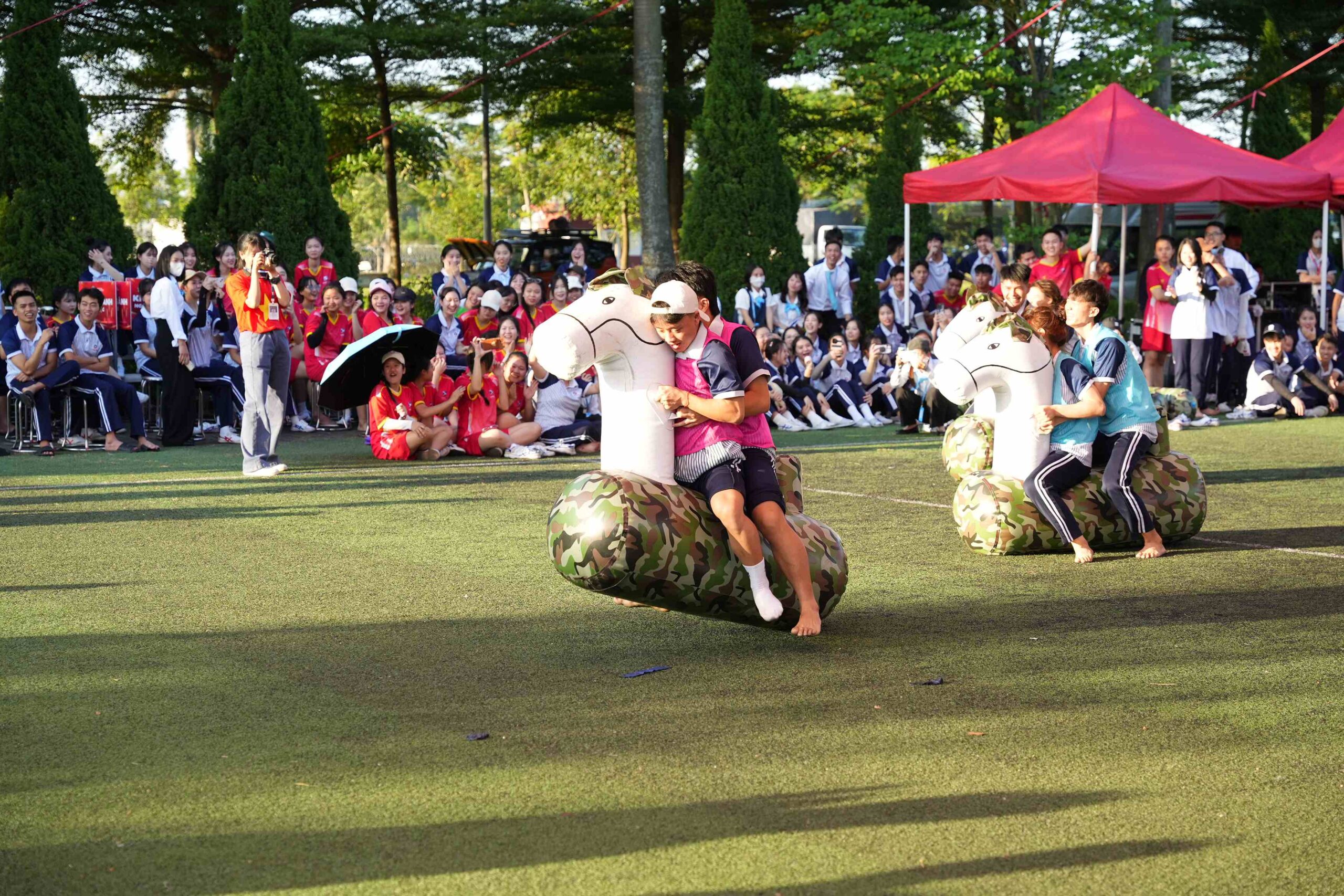 Mỗi thử thách là một bài học, nơi nỗ lực cá nhân hòa chung vào mục tiêu tập thể.