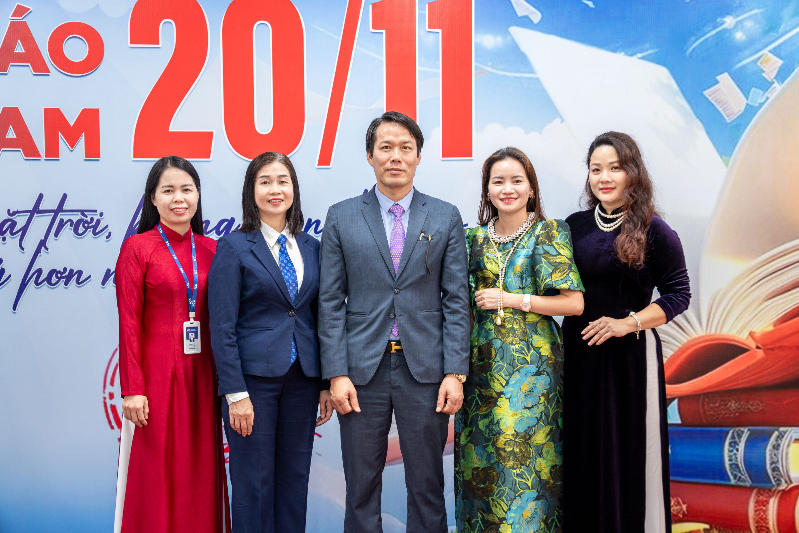 Ban Lãnh đạo trường Cao đẳng Công thương Quốc tế tại buổi gặp mặt tri ân ngày 20/11.