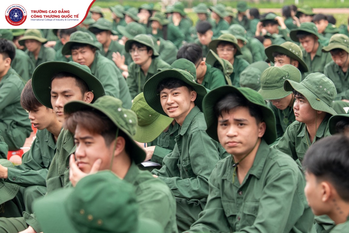 Nụ cười rạng rỡ tại buổi khai giảng 