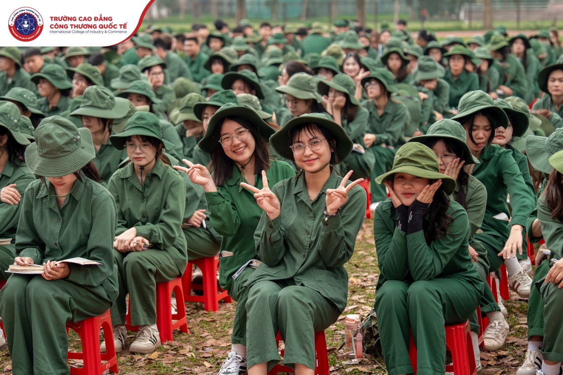 Tinh thần hào hứng của sinh viên ICC trong buổi thứ hai tại Trung tâm 