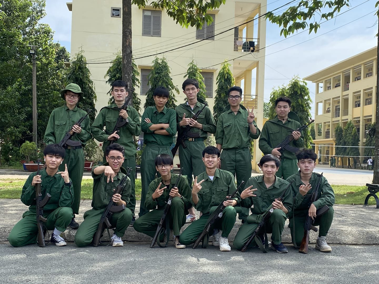 Đi học quân sự nên mang gì? 