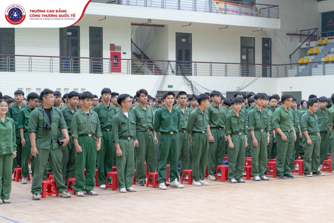 Sinh viên ICC hoàn thành khóa học GDQP & AN – Trưởng thành từ trải nghiệm kỷ luật